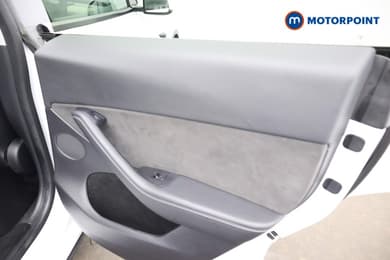 Tesla Model Y Long Range Automatic Electric SUV - Stock Number (1687158) - 18th supplementary image