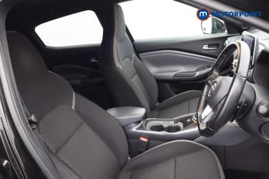 Nissan Juke N-Connecta Automatic Petrol SUV - Stock Number (1654879) - 15th supplementary image