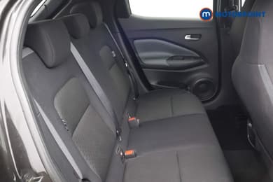 Nissan Juke N-Connecta Automatic Petrol SUV - Stock Number (1654879) - 16th supplementary image