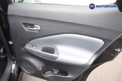 Nissan Juke N-Connecta Automatic Petrol SUV - Stock Number (1654879) - 19th supplementary image