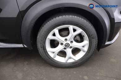 Nissan Juke N-Connecta Automatic Petrol SUV - Stock Number (1654879) - 26th supplementary image
