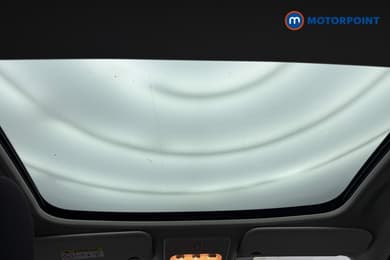 Nissan Qashqai N-Connecta Manual Petrol SUV - Stock Number (1660750) - 20th supplementary image