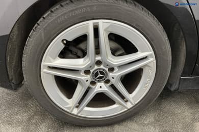 Mercedes-Benz A Class Amg Line Manual Petrol Hatchback - Stock Number (1675300) - 35th supplementary image