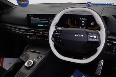 KIA Sportage Gt-Line Automatic Petrol-Electric Hybrid SUV - Stock Number (1677229) - 1st supplementary image