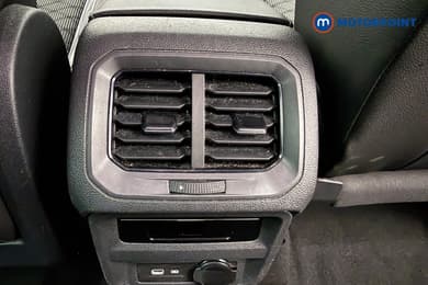 Volkswagen Tiguan R-Line Edition Automatic Petrol SUV - Stock Number (1679729) - 21st supplementary image