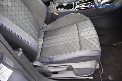 Volkswagen Golf Black Edition Automatic Petrol Hatchback - Stock Number (1681518) - 20th supplementary image