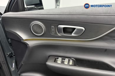 Chery Tiggo 8 Summit Automatic Petrol Plug-In Hybrid SUV - Stock Number (1682786) - 32nd supplementary image