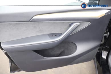 Tesla Model Y Long Range Automatic Electric SUV - Stock Number (1683074) - 26th supplementary image