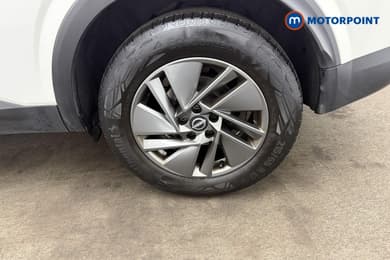Nissan Qashqai Acenta Premium Automatic Petrol SUV - Stock Number (1683115) - 13th supplementary image