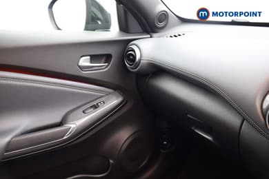 Nissan Juke Tekna Manual Petrol SUV - Stock Number (1687323) - 15th supplementary image