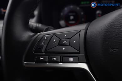 Nissan Juke N-Connecta Automatic Petrol SUV - Stock Number (1667434) - 3rd supplementary image