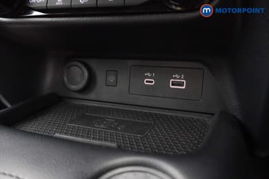 Nissan Juke N-Connecta Automatic Petrol SUV - Stock Number (1667434) - 16th supplementary image