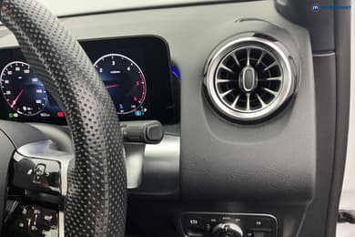 Mercedes-Benz GLB Amg Line Automatic Diesel SUV - Stock Number (1676444) - 23rd supplementary image