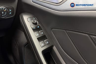 Ford Focus Active Vignale Automatic Petrol Hatchback - Stock Number (1684904) - 16th supplementary image