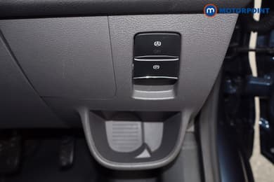 Ford Transit Limited Automatic Diesel Medium Roof Van - Stock Number (1685467) - 7th supplementary image