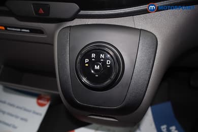 Ford Transit Limited Automatic Diesel Medium Roof Van - Stock Number (1685467) - 15th supplementary image