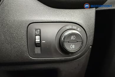 Vauxhall Crossland Gs Line Manual Petrol SUV - Stock Number (1688571) - 17th supplementary image