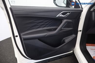Mg Motor Uk HS Trophy Automatic Petrol-Electric Hybrid SUV - Stock Number (1688816) - 39th supplementary image