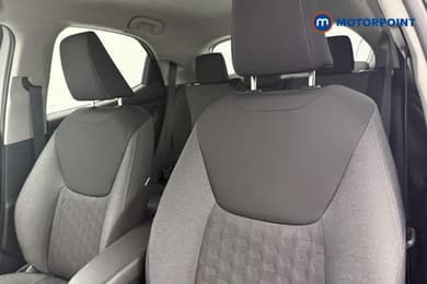 Toyota Yaris Design Automatic Petrol-Electric Hybrid Hatchback - Stock Number (1680514) - 7th supplementary image