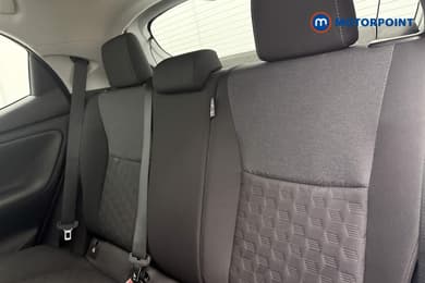 Toyota Yaris Design Automatic Petrol-Electric Hybrid Hatchback - Stock Number (1680514) - 10th supplementary image