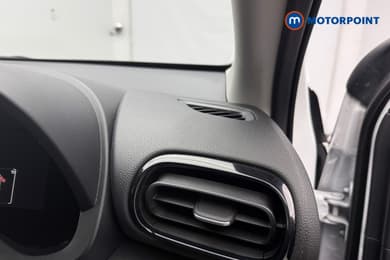 Toyota Yaris Design Automatic Petrol-Electric Hybrid Hatchback - Stock Number (1680514) - 31st supplementary image