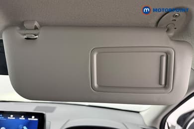 Toyota Yaris Design Automatic Petrol-Electric Hybrid Hatchback - Stock Number (1680514) - 50th supplementary image