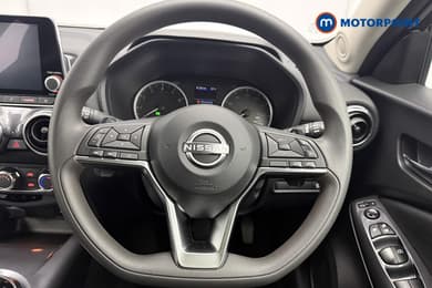 Nissan Juke Acenta Automatic Petrol SUV - Stock Number (1687805) - 4th supplementary image
