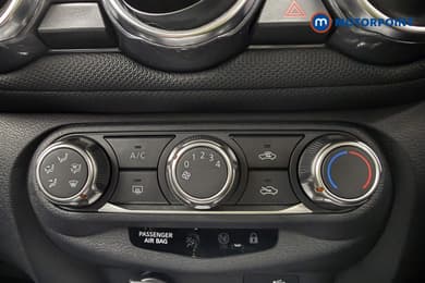 Nissan Juke Acenta Automatic Petrol SUV - Stock Number (1687805) - 15th supplementary image