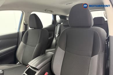 Nissan Qashqai Acenta Premium Manual Diesel SUV - Stock Number (1672487) - 5th supplementary image