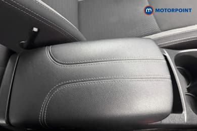 Nissan Qashqai Acenta Premium Manual Diesel SUV - Stock Number (1672487) - 41st supplementary image