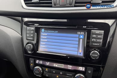 Nissan Qashqai Acenta Premium Manual Diesel SUV - Stock Number (1672487) - 47th supplementary image