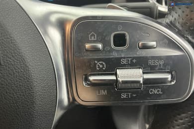 Mercedes-Benz A Class Amg Line Executive Edition Automatic Petrol Hatchback - Stock Number (1684565) - 18th supplementary image