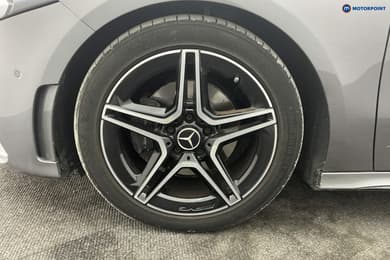 Mercedes-Benz A Class Amg Line Executive Edition Automatic Petrol Hatchback - Stock Number (1684565) - 33rd supplementary image