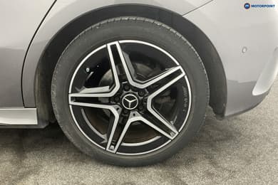 Mercedes-Benz A Class Amg Line Executive Edition Automatic Petrol Hatchback - Stock Number (1684565) - 34th supplementary image
