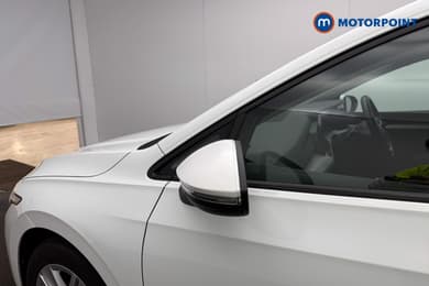Volkswagen Golf Life Manual Petrol Hatchback - Stock Number (1684581) - 4th supplementary image