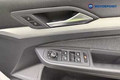 Volkswagen Golf Life Manual Petrol Hatchback - Stock Number (1684581) - 27th supplementary image