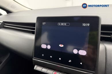 Renault Clio Iconic Manual Petrol Hatchback - Stock Number (1685011) - 16th supplementary image