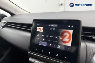 Renault Clio Iconic Manual Petrol Hatchback - Stock Number (1685011) - 19th supplementary image