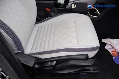 Mini Countryman C Classic Automatic Petrol SUV - Stock Number (1686575) - 13th supplementary image