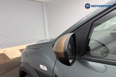 Dacia Sandero Stepway Extreme Manual Petrol Hatchback - Stock Number (1687058) - 5th supplementary image