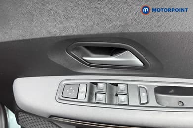 Dacia Sandero Stepway Extreme Manual Petrol Hatchback - Stock Number (1687058) - 30th supplementary image