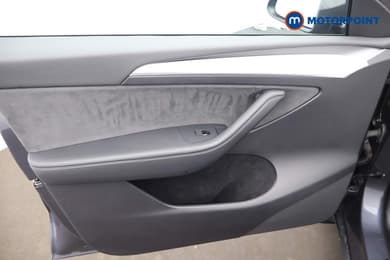 Tesla Model Y Rwd 5Dr Auto Automatic Electric SUV - Stock Number (1687416) - 26th supplementary image