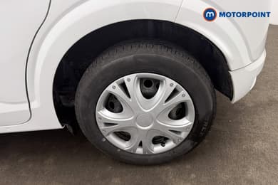 Dacia Sandero Essential Manual Petrol Hatchback - Stock Number (1687518) - 4th supplementary image