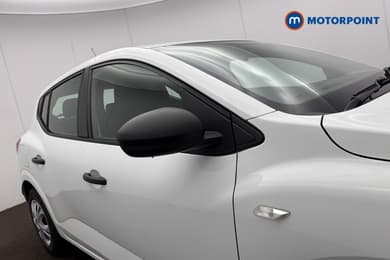 Dacia Sandero Essential Manual Petrol Hatchback - Stock Number (1687518) - 7th supplementary image