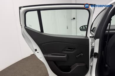 Dacia Sandero Essential Manual Petrol Hatchback - Stock Number (1687518) - 16th supplementary image