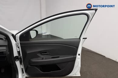 Dacia Sandero Essential Manual Petrol Hatchback - Stock Number (1687518) - 22nd supplementary image