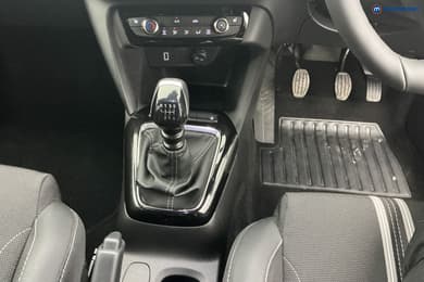 Vauxhall Corsa YES Manual Petrol Hatchback - Stock Number (1639901) - 14th supplementary image