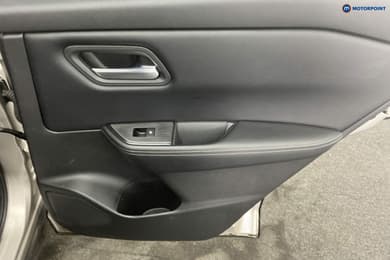 Nissan X-Trail N-Connecta Automatic Petrol-Electric Hybrid SUV - Stock Number (1673618) - 21st supplementary image