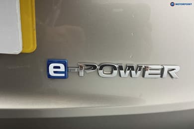 Nissan X-Trail N-Connecta Automatic Petrol-Electric Hybrid SUV - Stock Number (1673618) - 30th supplementary image