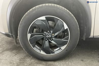 Nissan X-Trail N-Connecta Automatic Petrol-Electric Hybrid SUV - Stock Number (1673618) - 33rd supplementary image
